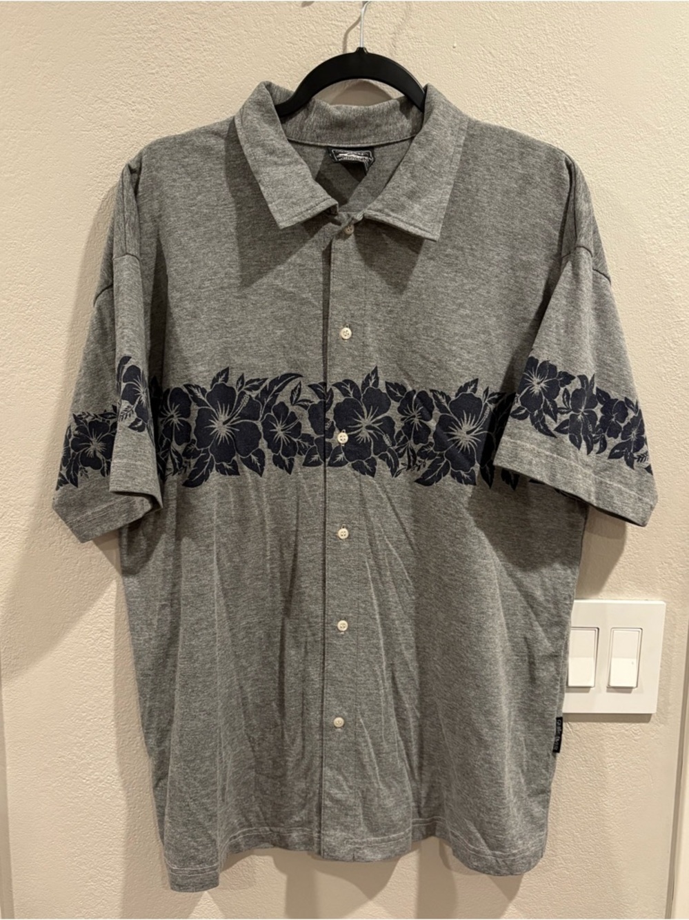 Vintage Quicksilver Men’s Button Up Short Sleeve Shirt Size XL Made in the USA